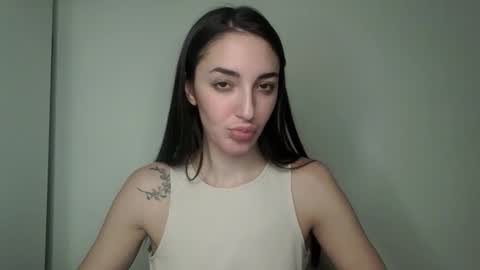 Snapshot of annabloempje chatting on 03-07-25, 07:27 Anna online show from 03-07-25, 07:27