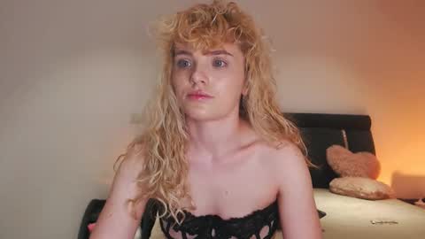 Snapshot of annaevv chatting on 04-21-26, 02:51 annaevv online show from 04-21-26, 02:51