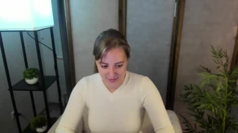 Snapshot of annagrees1 chatting on 09-28-25, 08:31 annagrees1 online show from 09-28-25, 08:31