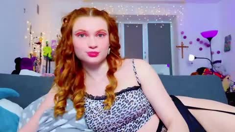 Anna online show from 04-18-26, 05:44