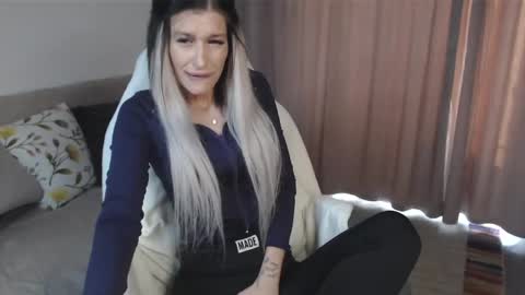 Anna online show from 04-24-26, 04:48