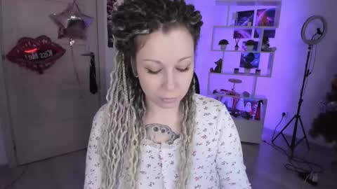 Anna online show from 11-05-25, 02:22