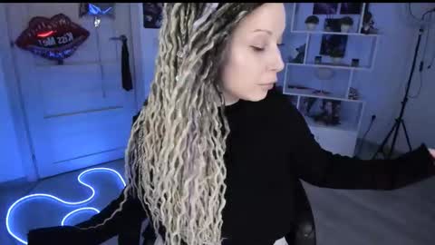 Anna online show from 02-13-26, 02:24