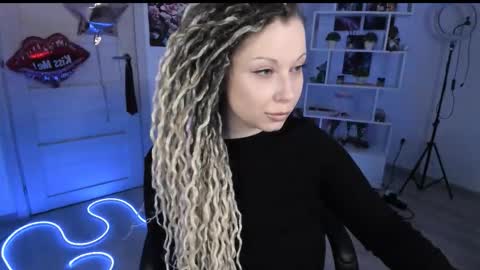 Anna online show from 02-15-26, 05:09