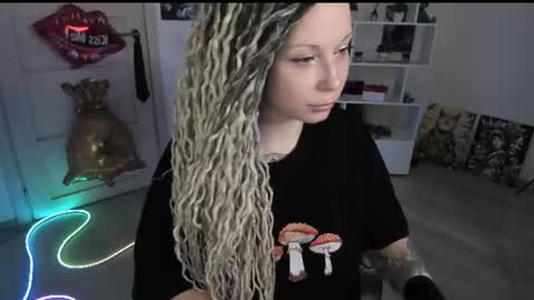 Snapshot of annanebula chatting on 06-14-26, 02:24 Anna online show from 06-14-26, 02:24