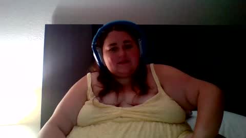 annaoftherealms online show from 06-17-26, 01:08