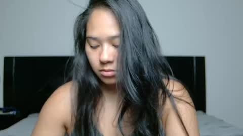 Snapshot of annaxnasty chatting on 05-18-26, 12:40 Anna online show from 05-18-26, 12:40