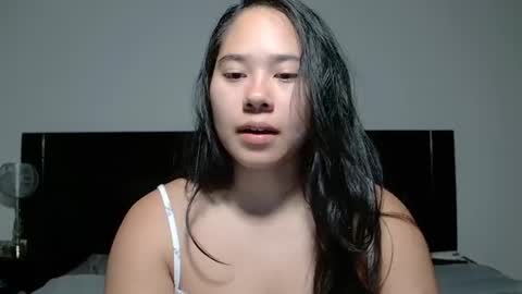 Snapshot of annaxnasty chatting on 06-25-26, 01:05 Anna online show from 06-25-26, 01:05