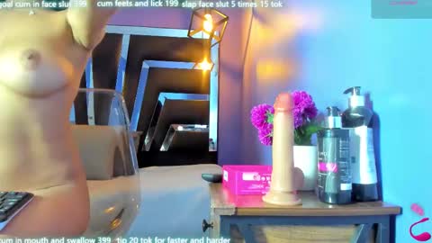 Anne online show from 01-12-26, 07:19