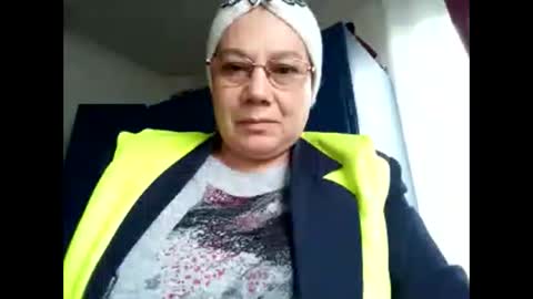 Snapshot of anne_peachtits995164 chatting on 10-07-25, 11:51 anne_peachtits995164 online show from 10-07-25, 11:51