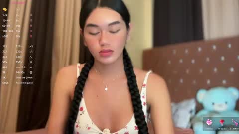 Snapshot of annedee_ chatting on 02-26-25, 01:53 Kim online show from 02-26-25, 01:53