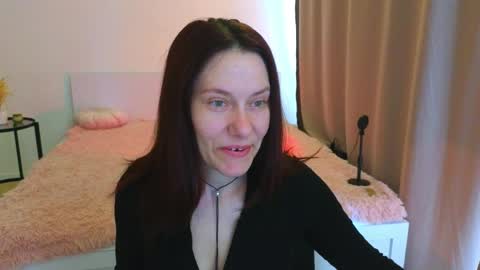 Snapshot of annemorie chatting on 04-07-26, 07:09 Annemorie online show from 04-07-26, 07:09