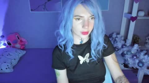 Snapshot of annetenet chatting on 12-18-24, 08:20 Annet online show from 12-18-24, 08:20