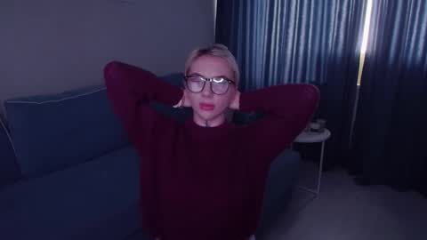 Snapshot of annetenet chatting on 10-03-25, 09:17 Annet online show from 10-03-25, 09:17