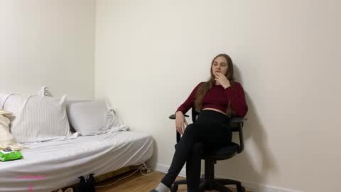 Ann  Serj online show from 02-05-26, 01:16