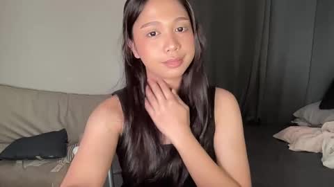 Snapshot of annette_03 chatting on 10-14-25, 04:52 Annette 03 online show from 10-14-25, 04:52