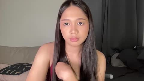 Snapshot of annette_03 chatting on 10-18-25, 01:12 Annette 03 online show from 10-18-25, 01:12