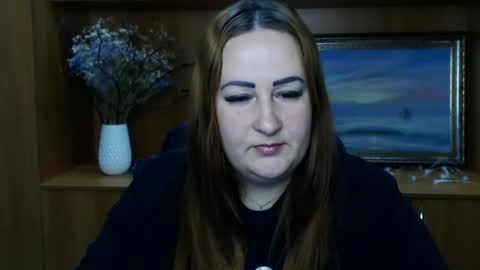 Snapshot of anneway_ chatting on 12-10-24, 08:40 Anne online show from 12-10-24, 08:40