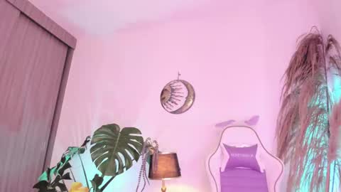 Angel online show from 09-09-25, 05:23