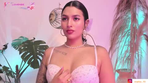 Angel online show from 10-12-25, 03:33