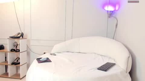 anni_lima online show from 10-01-25, 03:45