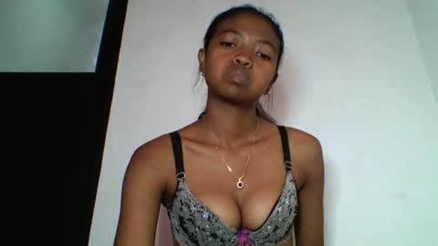 Snapshot of annica86 chatting on 06-22-26, 10:01 annica86 online show from 06-22-26, 10:01