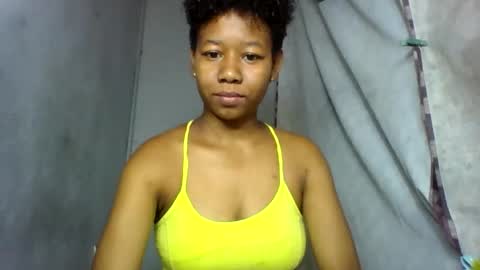 Snapshot of annick98 chatting on 02-06-26, 07:34 annick98 online show from 02-06-26, 07:34