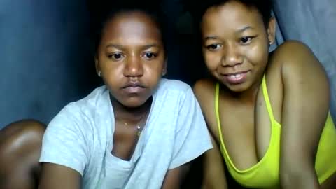 Snapshot of annick98 chatting on 02-14-26, 12:07 annick98 online show from 02-14-26, 12:07