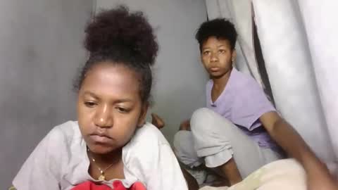 Snapshot of annick98 chatting on 02-23-26, 09:17 annick98 online show from 02-23-26, 09:17