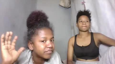 Snapshot of annick98 chatting on 02-24-26, 12:36 annick98 online show from 02-24-26, 12:36