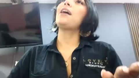 Ann online show from 10-24-25, 05:09