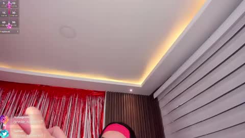 Snapshot of annie_roberts7 chatting on 01-21-25, 07:50 Annie Roberts online show from 01-21-25, 07:50