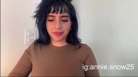 JEANNE no olvides seguirme dont forget follow me  uu online show from 02-28-25, 09:33