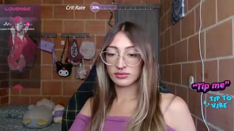 Snapshot of anniee_land chatting on 02-10-25, 05:09 Annie online show from 02-10-25, 05:09