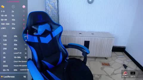 Anniee online show from 12-04-25, 04:59