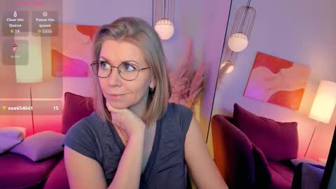 Annie online show from 02-10-26, 06:39