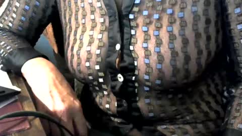 anniematriss online show from 10-05-25, 04:38