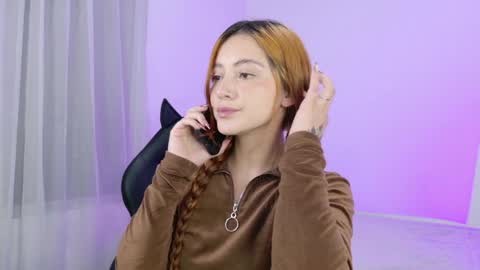 Annie online show from 03-26-26, 02:39