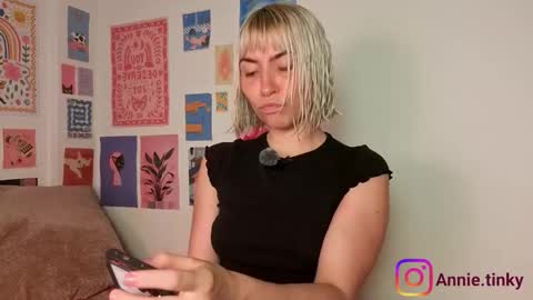 annietinky online show from 03-13-26, 03:35