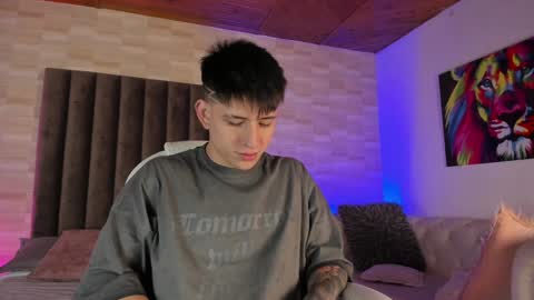 Snapshot of anniie_and_alex chatting on 01-15-25, 01:20 Annie Alex online show from 01-15-25, 01:20