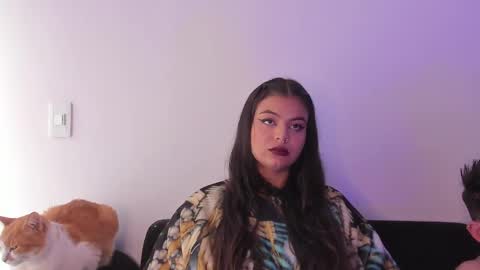 Snapshot of anniie_and_alex chatting on 02-08-25, 02:38 Annie Alex online show from 02-08-25, 02:38