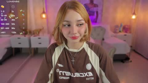 Snapshot of anniita_ chatting on 12-28-24, 03:47 VIVIANNA online show from 12-28-24, 03:47