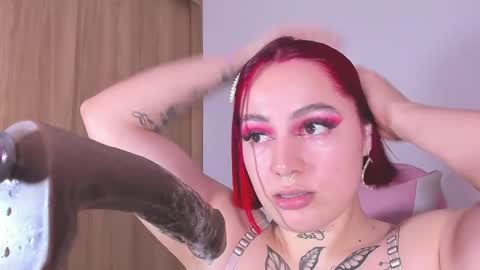 Snapshot of annika_03 chatting on 02-10-25, 10:30 Gise. online show from 02-10-25, 10:30