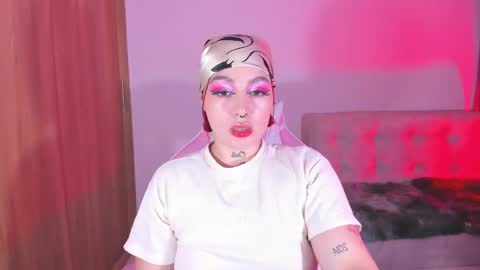 Snapshot of annika_03 chatting on 02-19-25, 01:18 Gise. online show from 02-19-25, 01:18