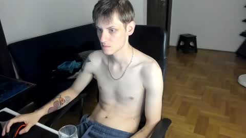    online show from 10-03-25, 01:24