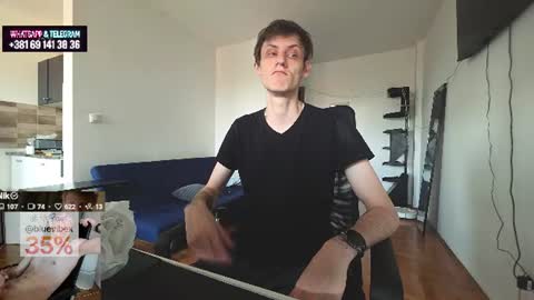 Snapshot of annonimsick chatting on 07-13-26, 12:30 online show from 07-13-26, 12:30