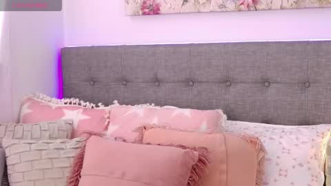 Antonella Lee online show from 05-26-26, 06:04