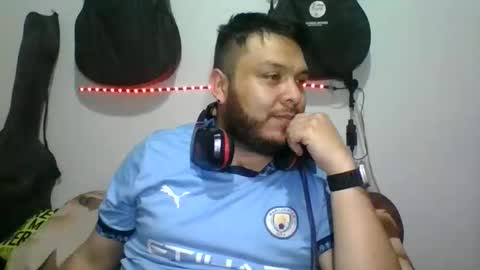 lion kennedy independent model moderator online show from 10-31-25, 09:54