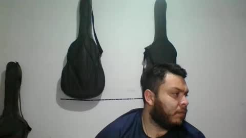 lion kennedy independent model moderator online show from 11-18-25, 03:23