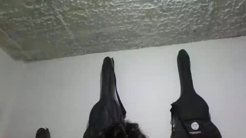 lion kennedy independent model moderator online show from 11-27-25, 02:57